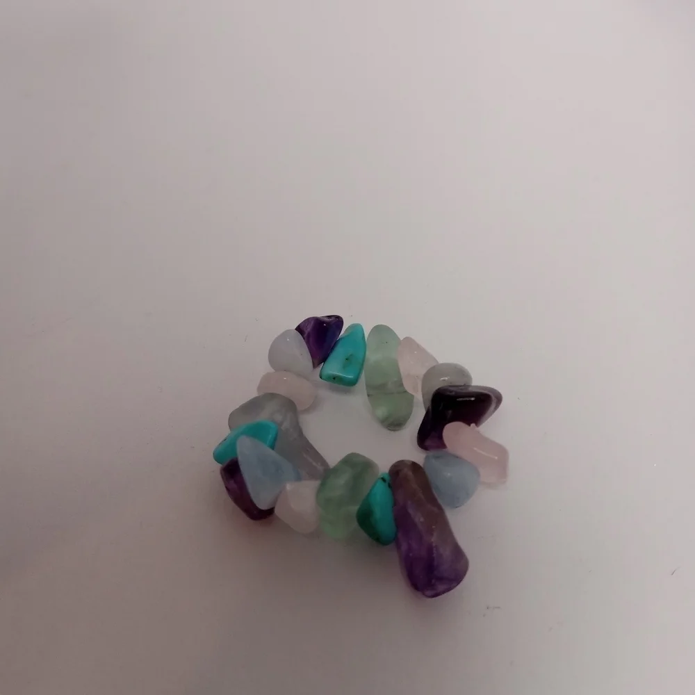 5/$25 Multi color stone chip ring size 7